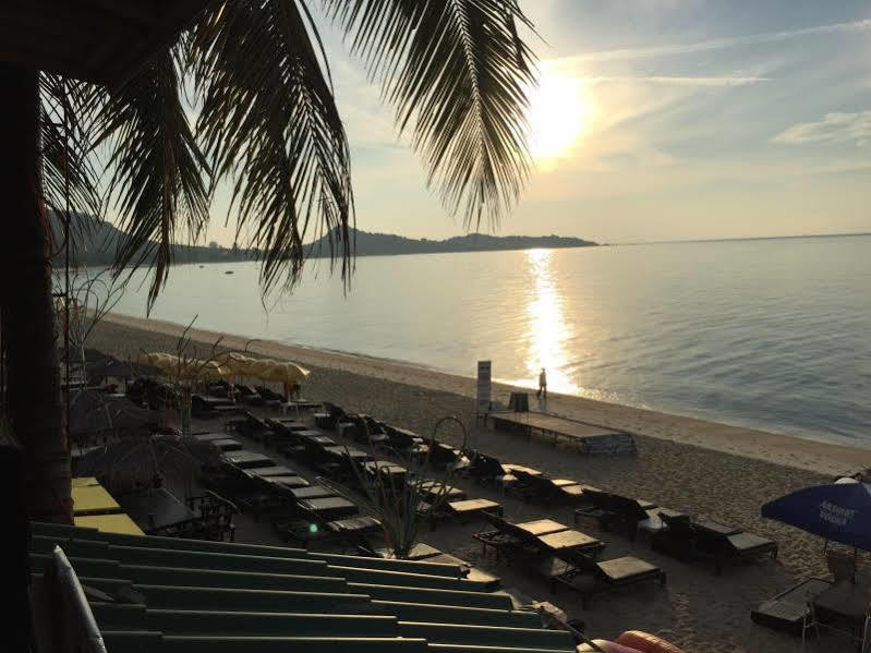 Trash And Glam Beach Lounge ラマイビーチ エクステリア 写真